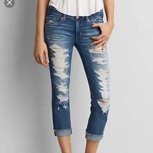 american eagle distressed jeans